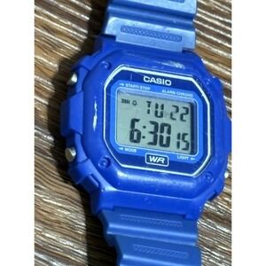 Casio‎ F-108WH Watch Unisex New Batteries